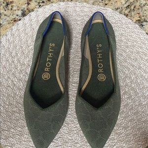 Rothy’s *retired* Green Safari Point Flats - SZ 9
